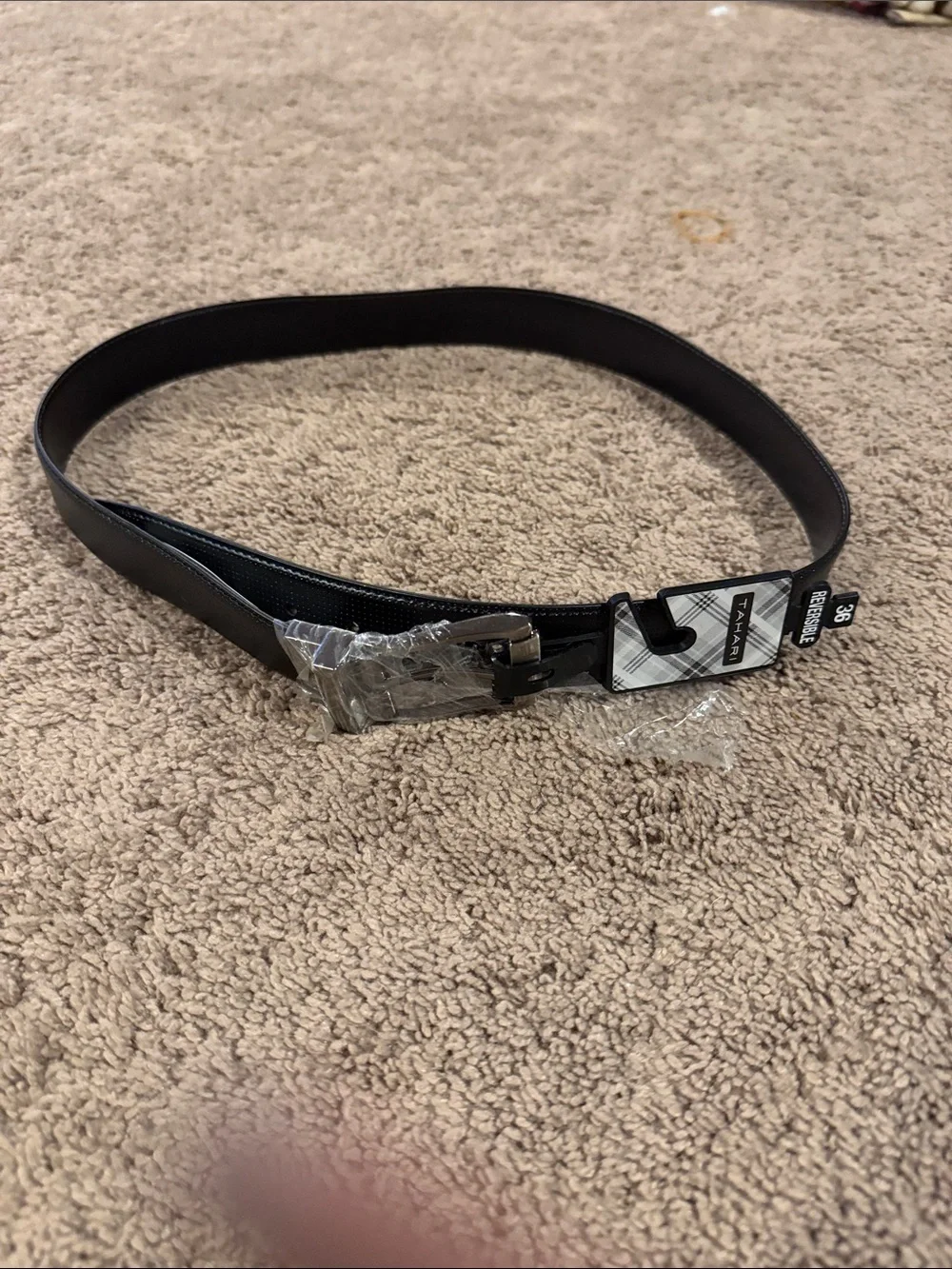 Tahari Black Leather Textured Reversible Belt with Silver Buckle SZ 36